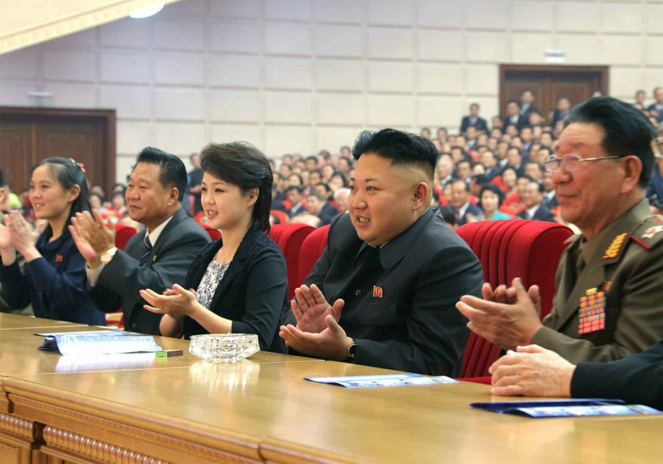 朝鲜的“后宫”：85后的李雪主，凭啥上位朝鲜第一夫人？