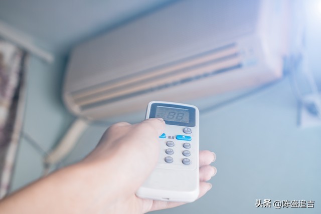 空调才一年就坏了怎么办,新空调用了一年就缺氟是什么原因