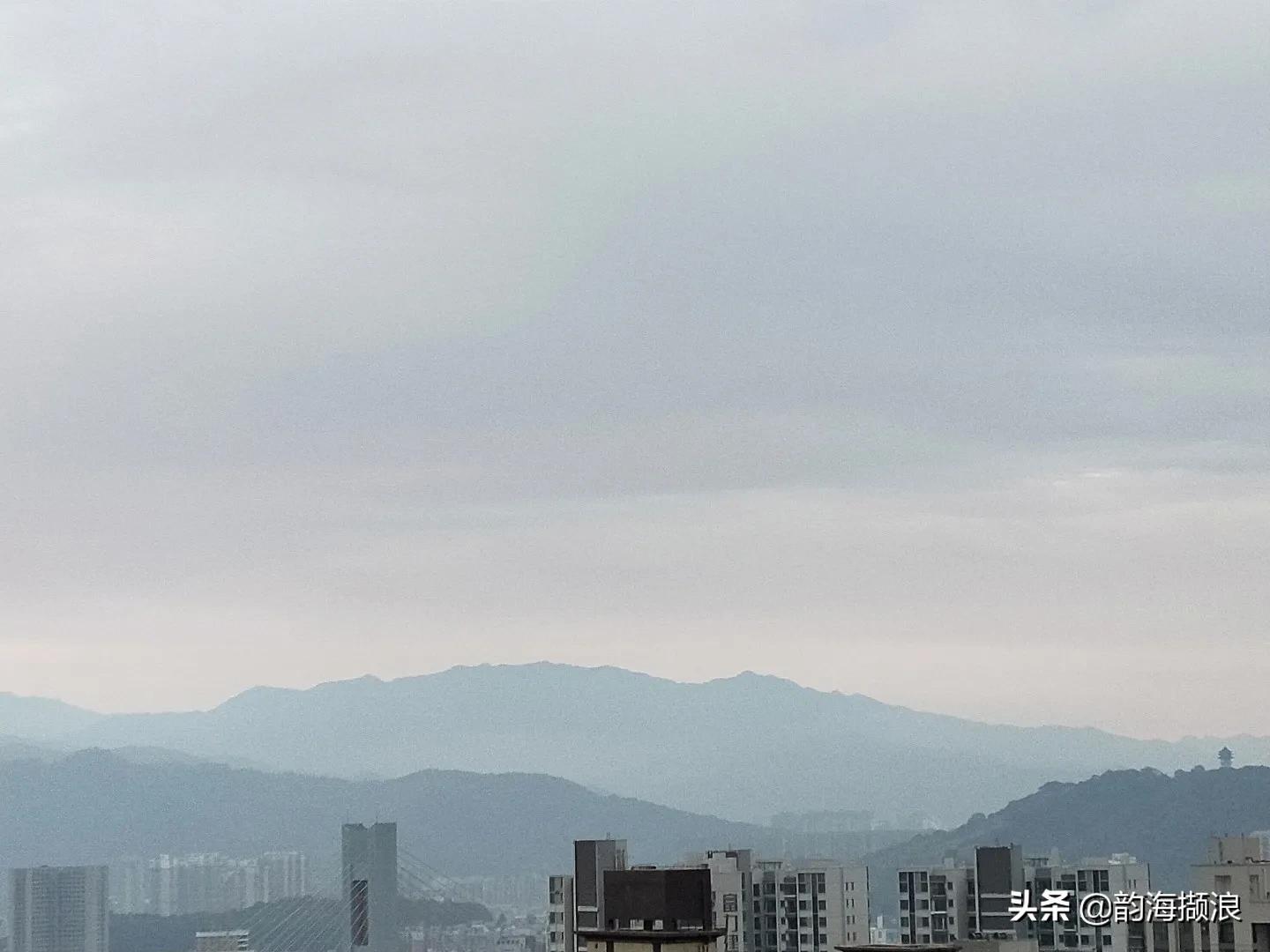 山城龙岩,龙岩风景区群山环绕