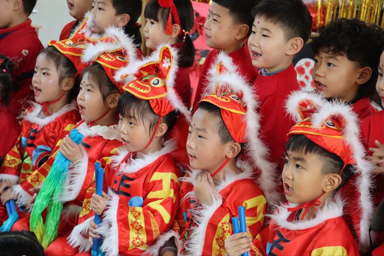 虎娃迎春，虎虎生威——省府幼中班组迎新活动进行时