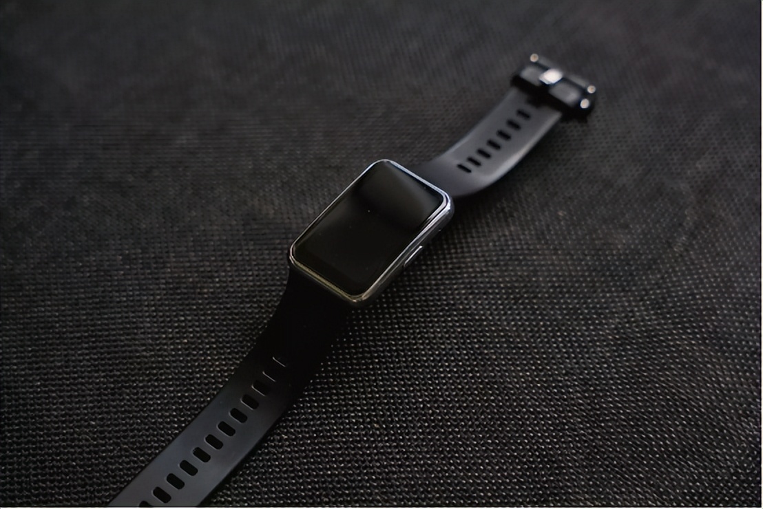 出门必备的10个好物推荐,出门必备10件好物一个包