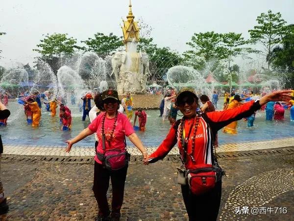 西双版纳泼水节旅行日记,西双版纳傣族园泼水详细攻略