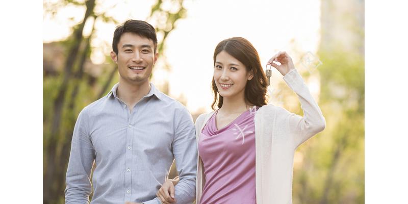 56岁阿姨：我爸和继母恩爱50年，继母去世，我才知道一切都是假象