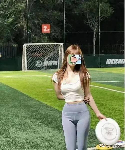 足球场禁止飞盘,飞盘运动使用足球场地合理吗