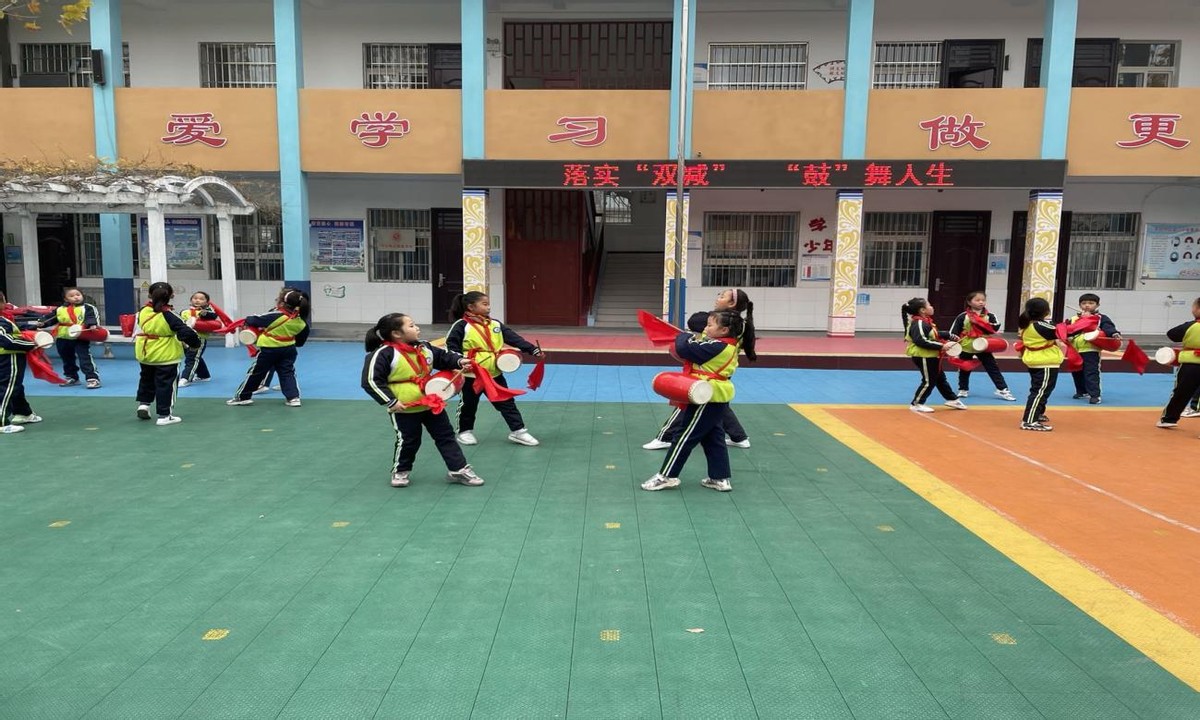 立足双减扎实开展课后服务,小学双减典型案例活动简报