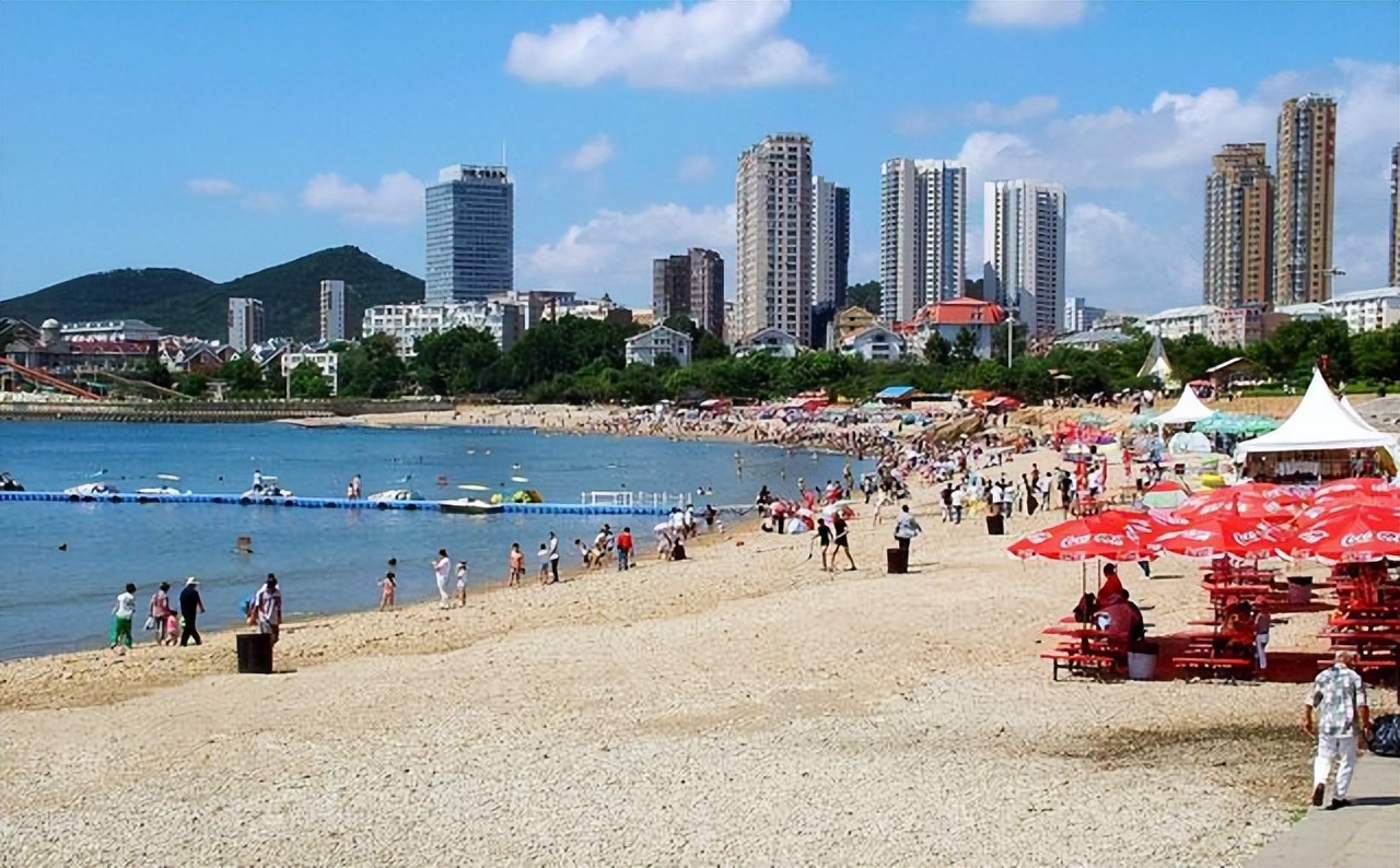 夏季海滨旅游城市排行,海滨小城的夏天是风景优美的地方