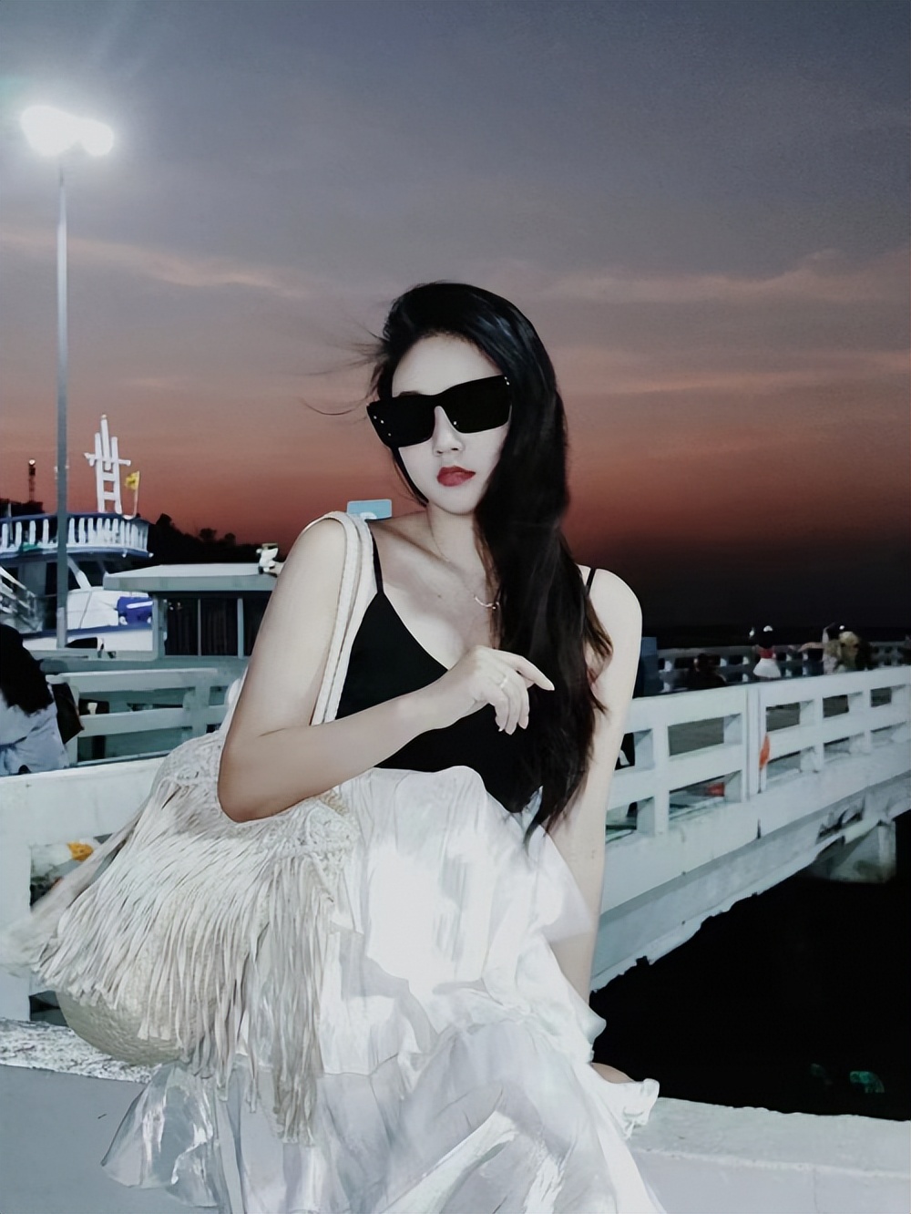 交2888元就能“躺着赚钱”？女大学生体验后慕了：真香