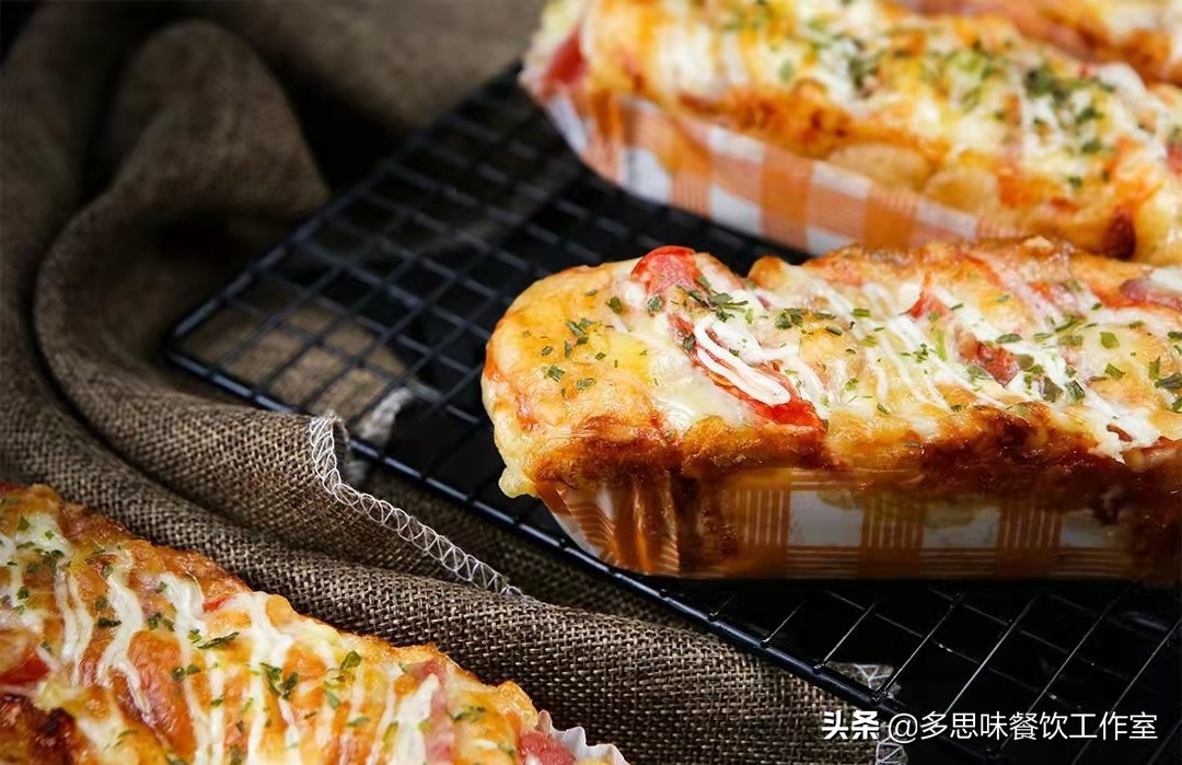 如何做出松软又香甜的面包,教你一招面包做法