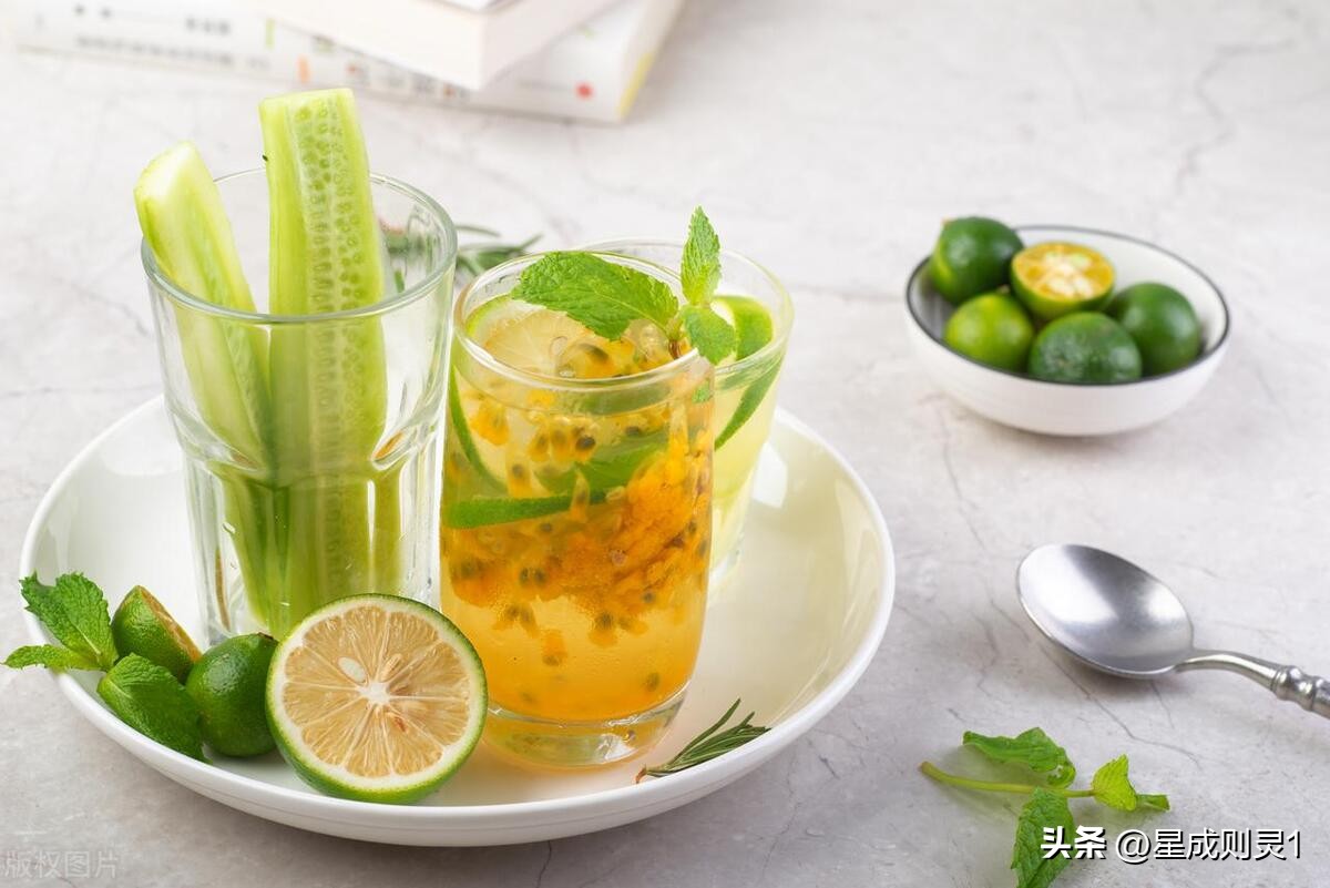 薄荷柠檬汤的做法,清凉的柠檬汤