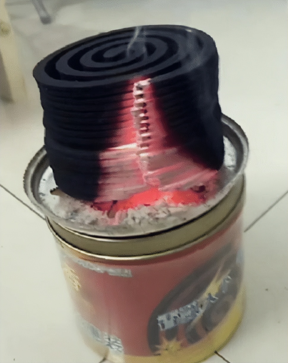 去足疗店按摩的时候遇到了自己的前女友，怎么样才能化解尴尬？哈