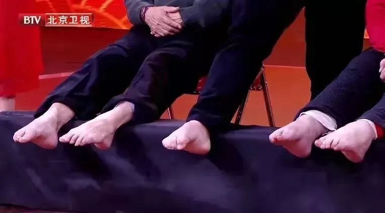 一坐车就睡着是什么原因,坐车一会就瞌睡了什么情况