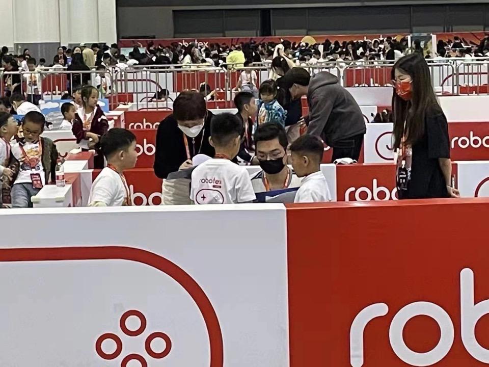 棒!徐州小将晋级世界机器人大会爱沙尼亚总决赛