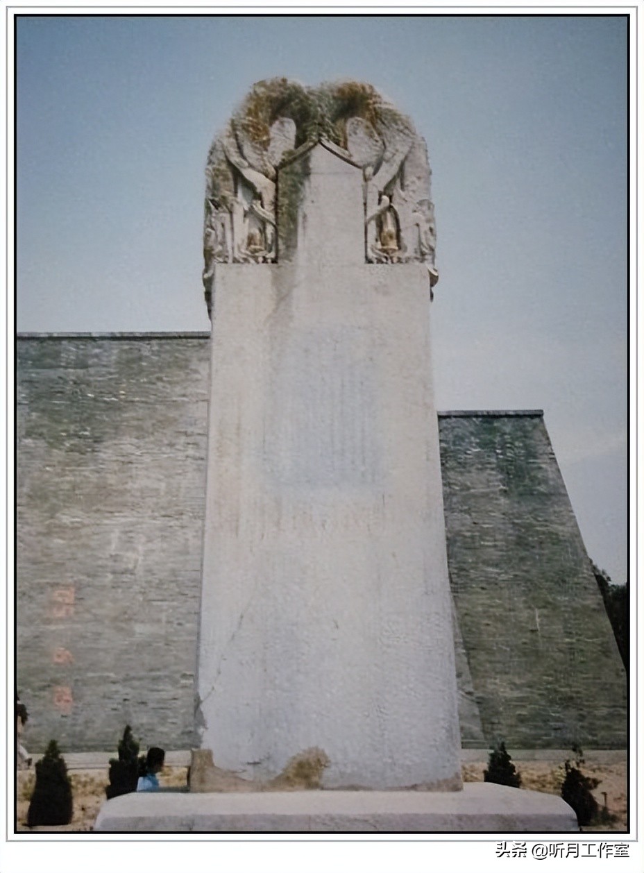 历代皇帝书法龙字,一代女皇武则天书法作品