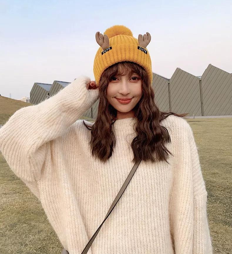毛线帽明星同款保暖,明星毛线帽同款机场穿搭
