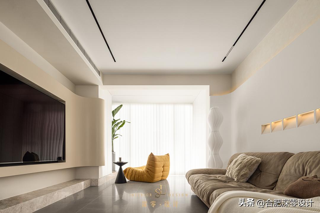 电视墙不重视收纳，反倒改做造型，图好看不“实用”，更上档次了