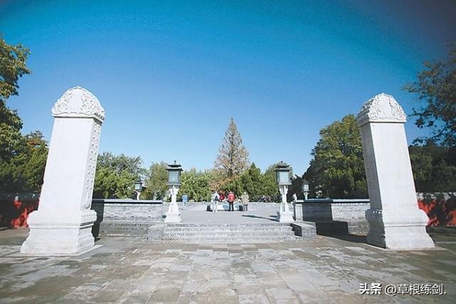 北京北海公园旅游攻略自由行,雨天游北京北海公园攻略