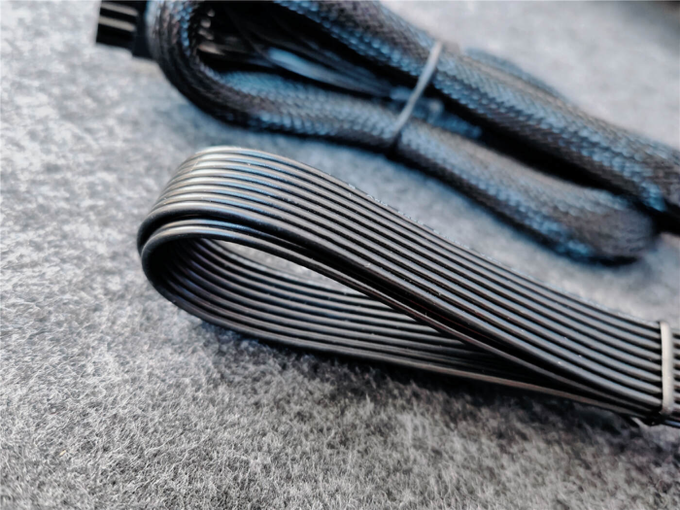 安钛克金牌全模组750w拆解,安钛克白金电源