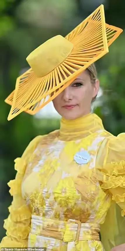 英国皇家赛马会衣服帽子,英国赛马帽子