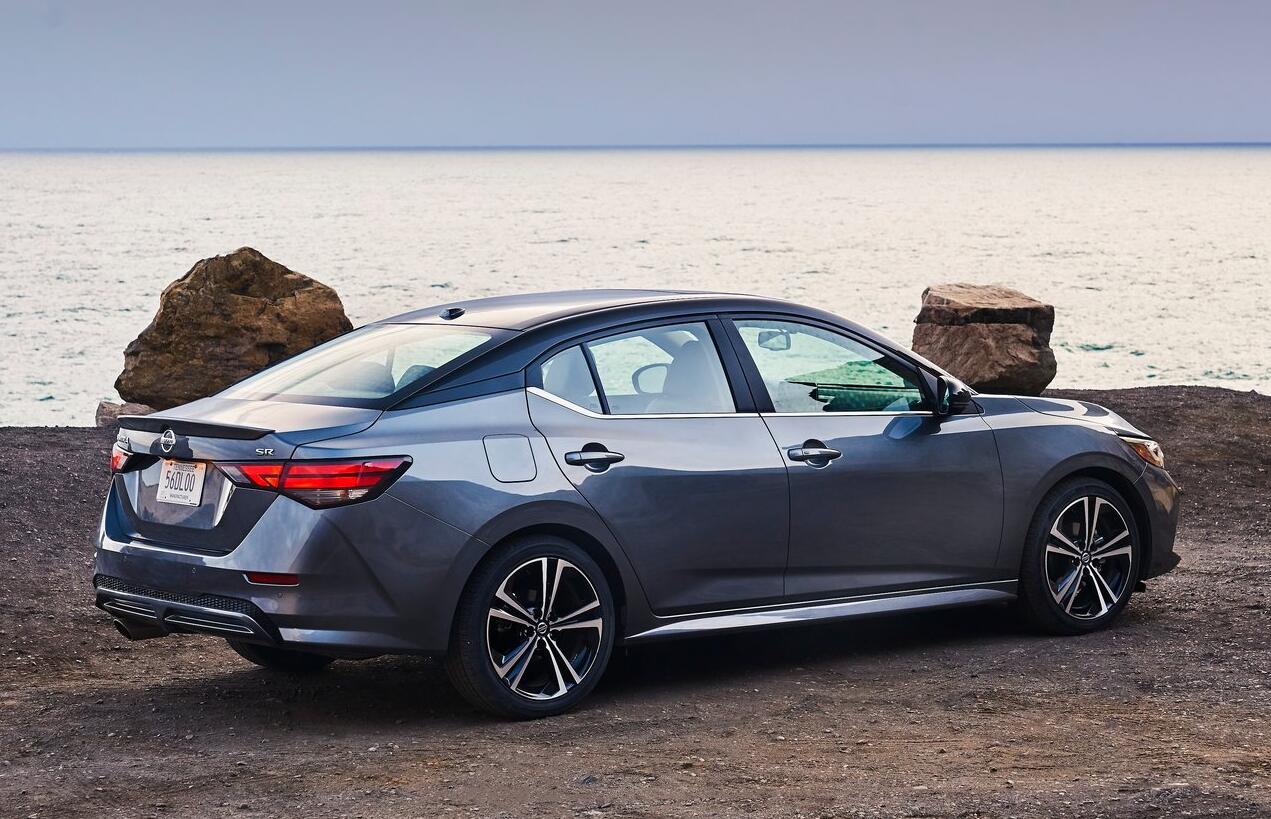 麻辣评车哪吒汽车怎么样,日产轩逸4at变速箱优缺点