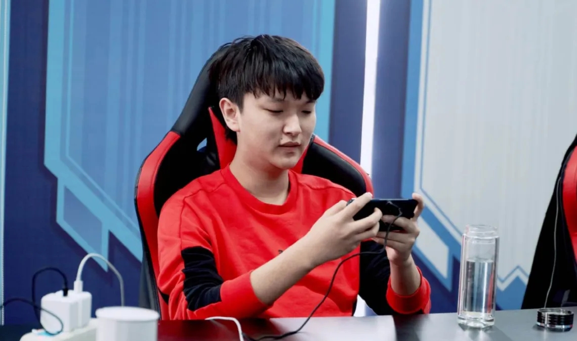 汤姆猫被腐化,汤姆cat