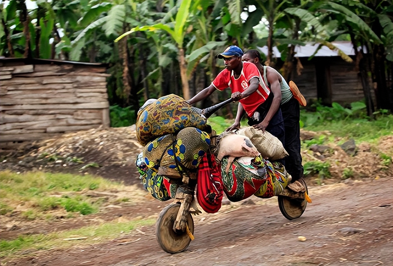 非洲国家布隆迪：禁止跑步，有自行车就是土豪，一把锄头就是彩礼