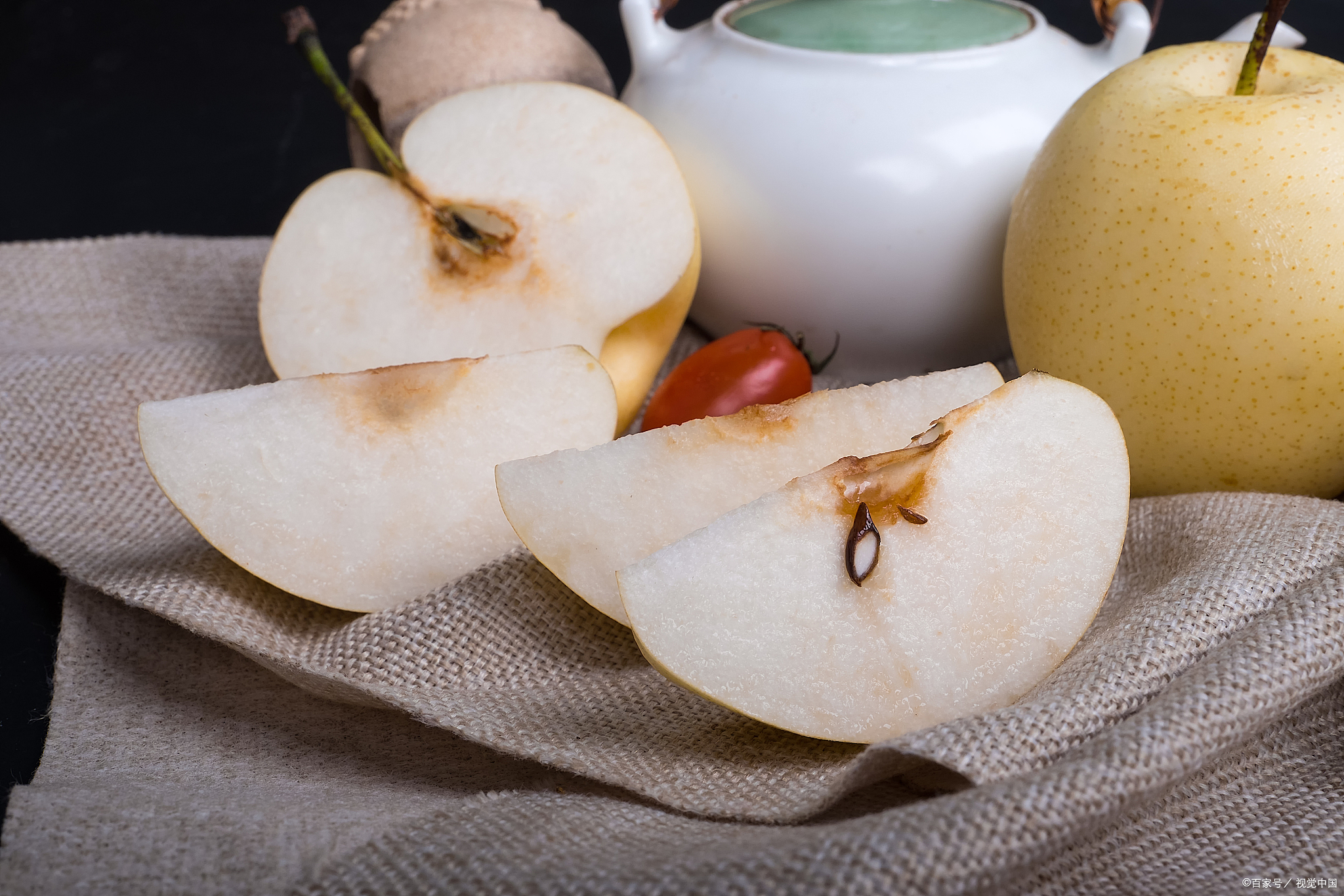 狗狗防癌的最佳方法,想要狗狗健康长寿这些食物少不了