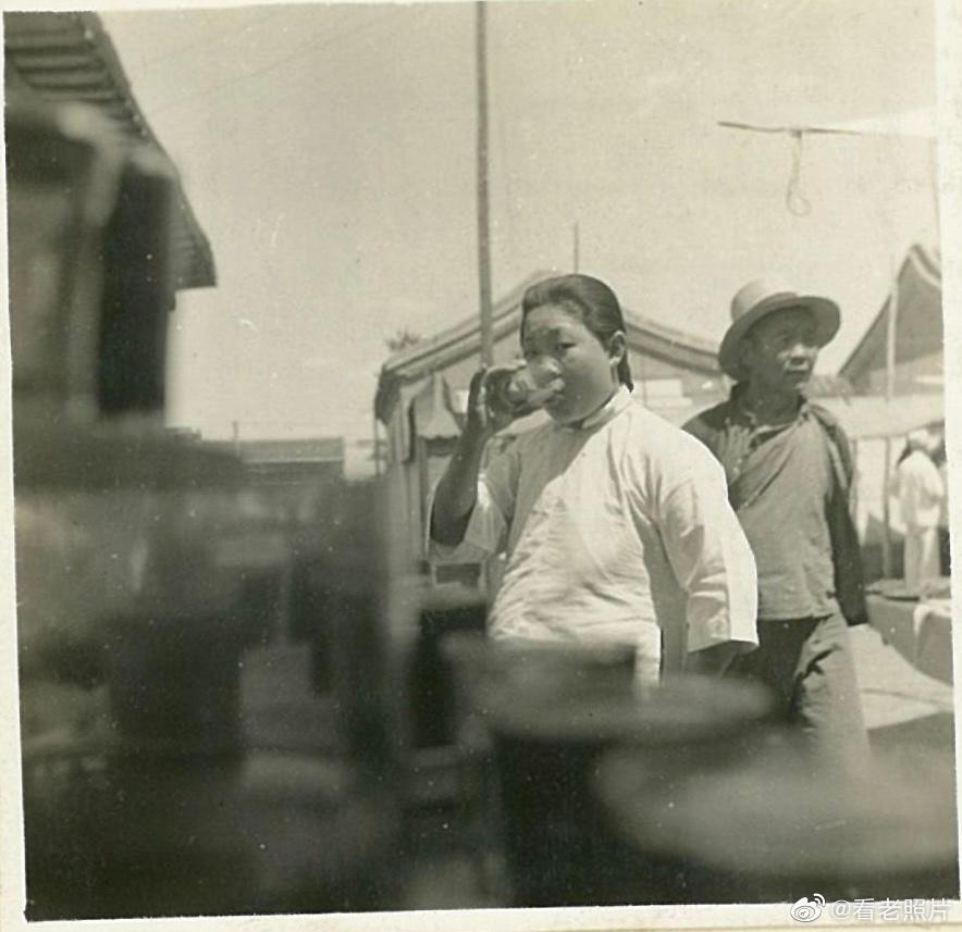 日军兽行：当着男人的面玷污了女儿，临走还残忍割下妻子乳房