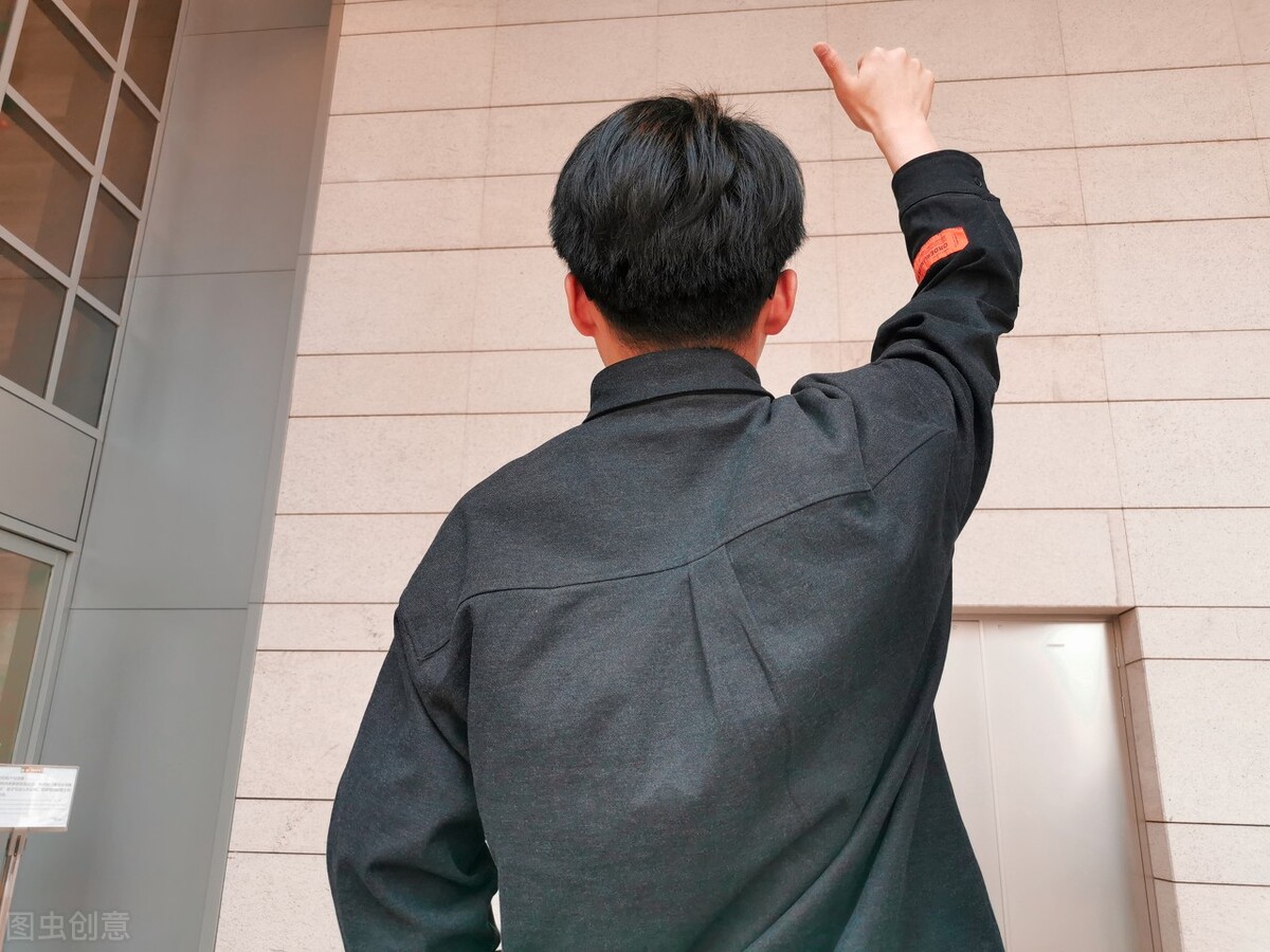 「小说」不光劫财还要劫色（续六十五：得寸进尺）