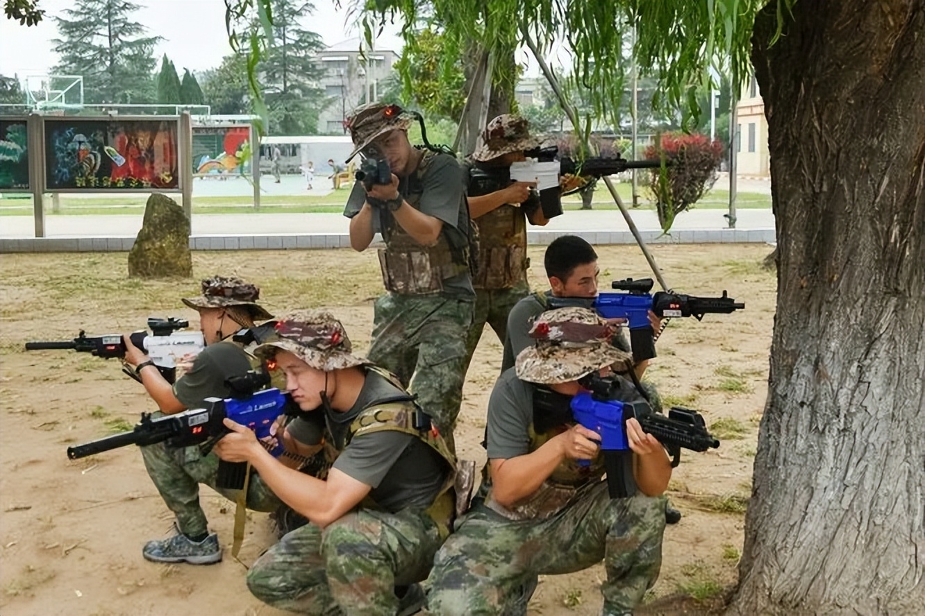 第71集团军：开展群众性文化活动，官兵欢度国庆