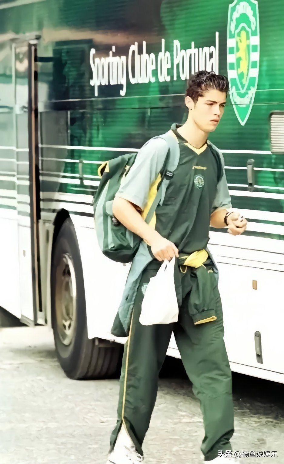 c罗年轻时的颜值动漫,c罗年轻时的颜值