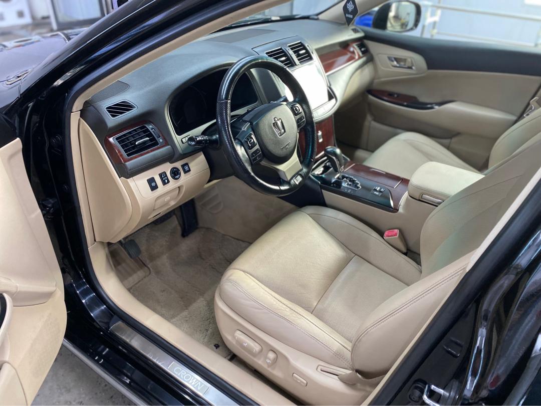 皇冠3.0经典老车翻新复活视频,13代皇冠全车翻新泉州地区