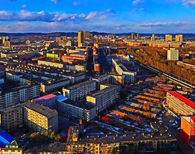 鹤岗怎么回事,鹤岗财政不够发工资怎么办