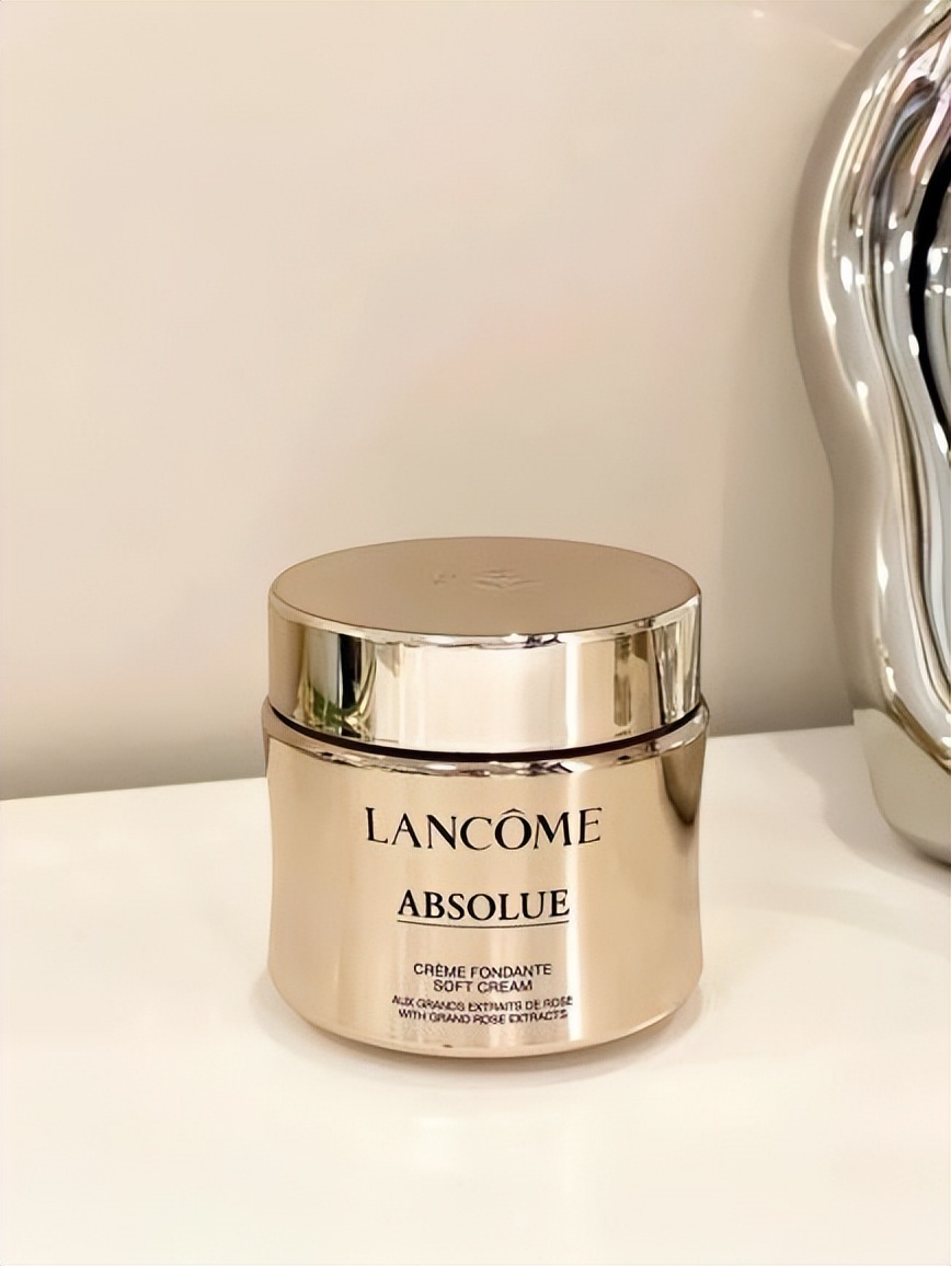 40-50岁妈妈抗老护肤品排行,三十岁女性适合用的抗老护肤品