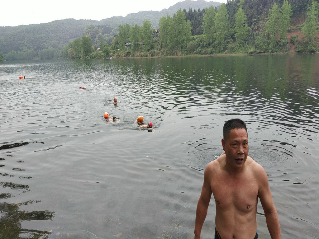 怀化第六届运动会游泳比赛,怀化鹤城泳协漂流