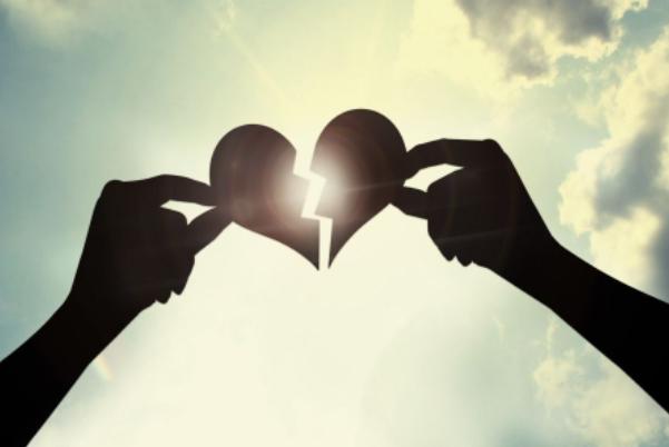 风流少妇嫌丈夫不行，公然*引勾**邻居，结果酿成*门惨灭**案