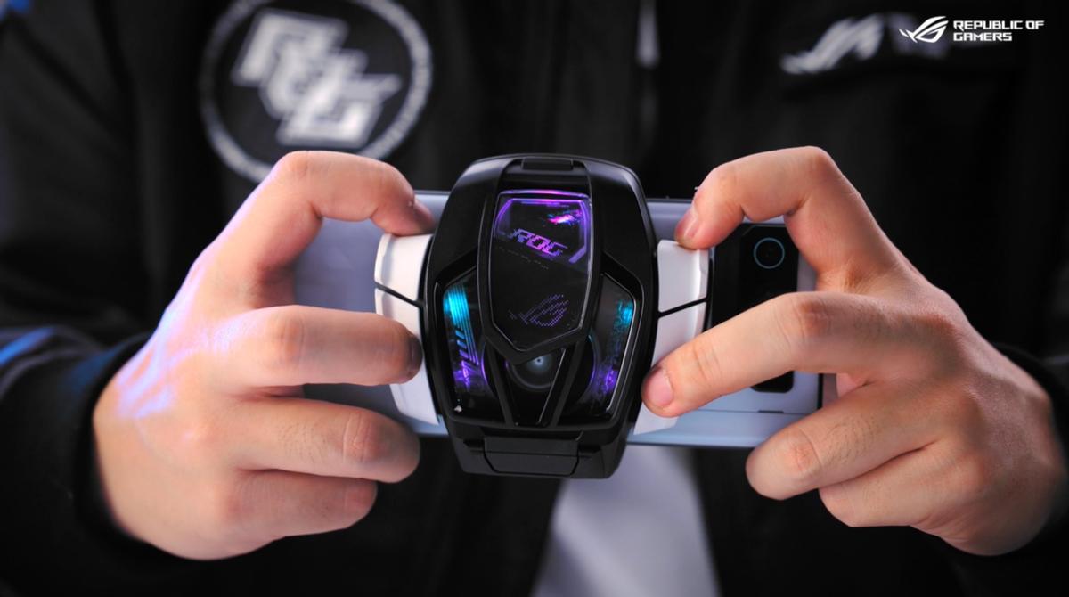 小贵但能撑大学四年的手机：除了iPhone，看这三款骁龙8Gen2旗舰