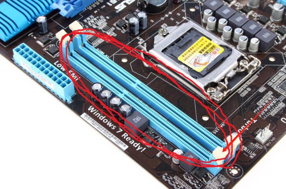 电脑开机后屏幕显示无信号后黑屏,电脑屏幕开机后显示一下就黑屏