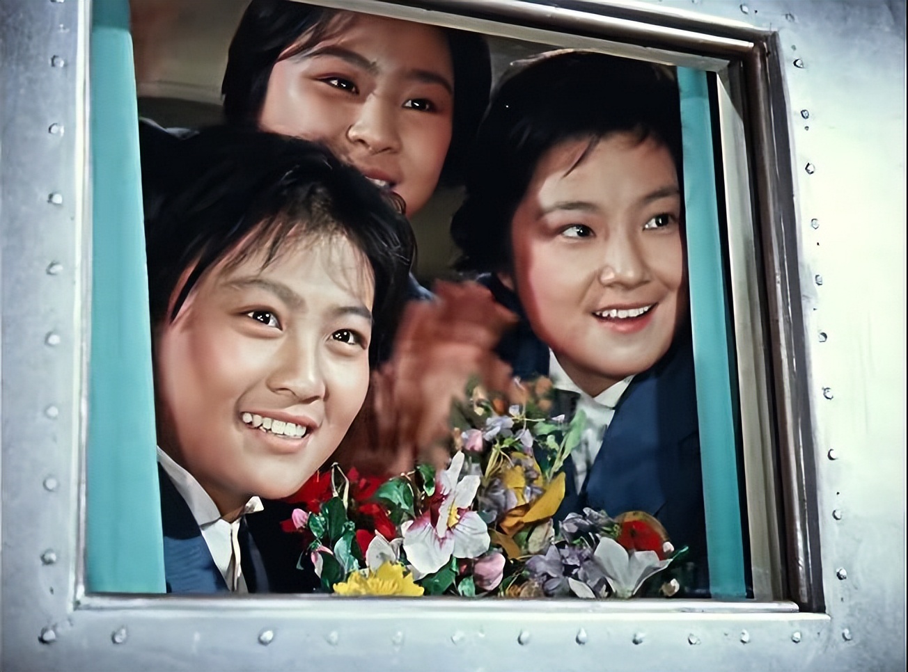 58年前的五好电影画面美歌好听女主角青春靓丽男主角人帅嗓音性感