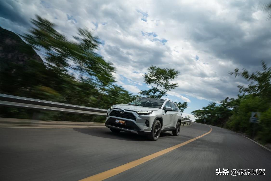 20万家用suv四驱哪家强,20万级别混动suv大战