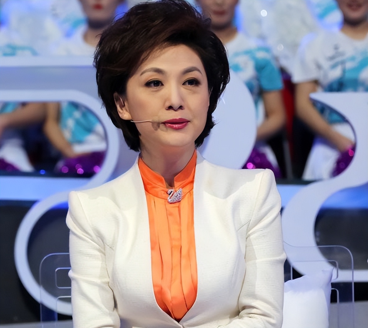 海霞为什么嫁给清华教授,清华北大48岁海霞全家照片