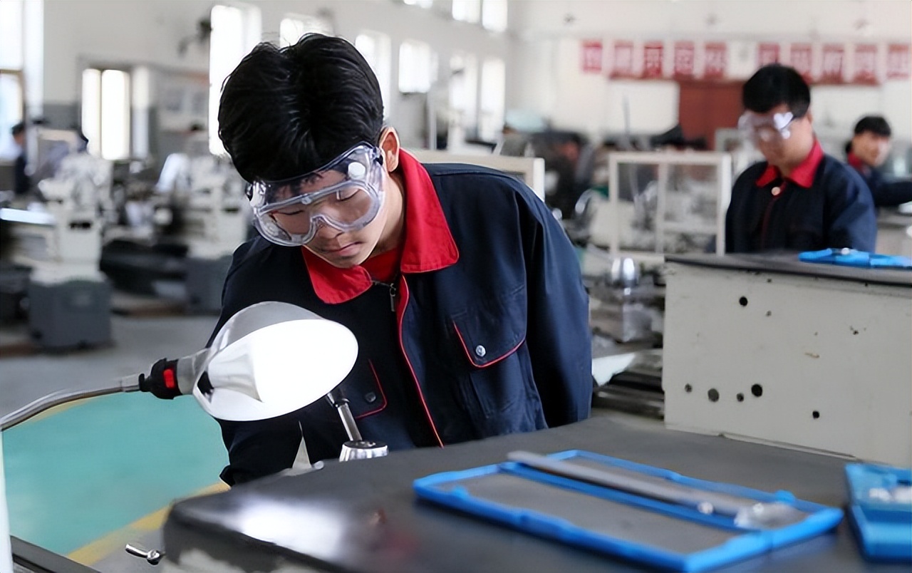 孩子考不上高中应该怎么办,考不上高中的孩子都去哪了