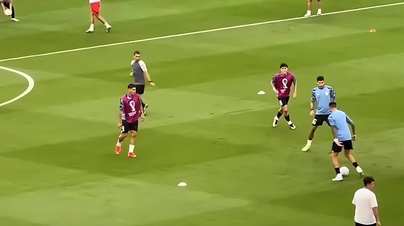 中国小伙徒步环球世界,中国小伙骑行2000公里到达卡塔尔