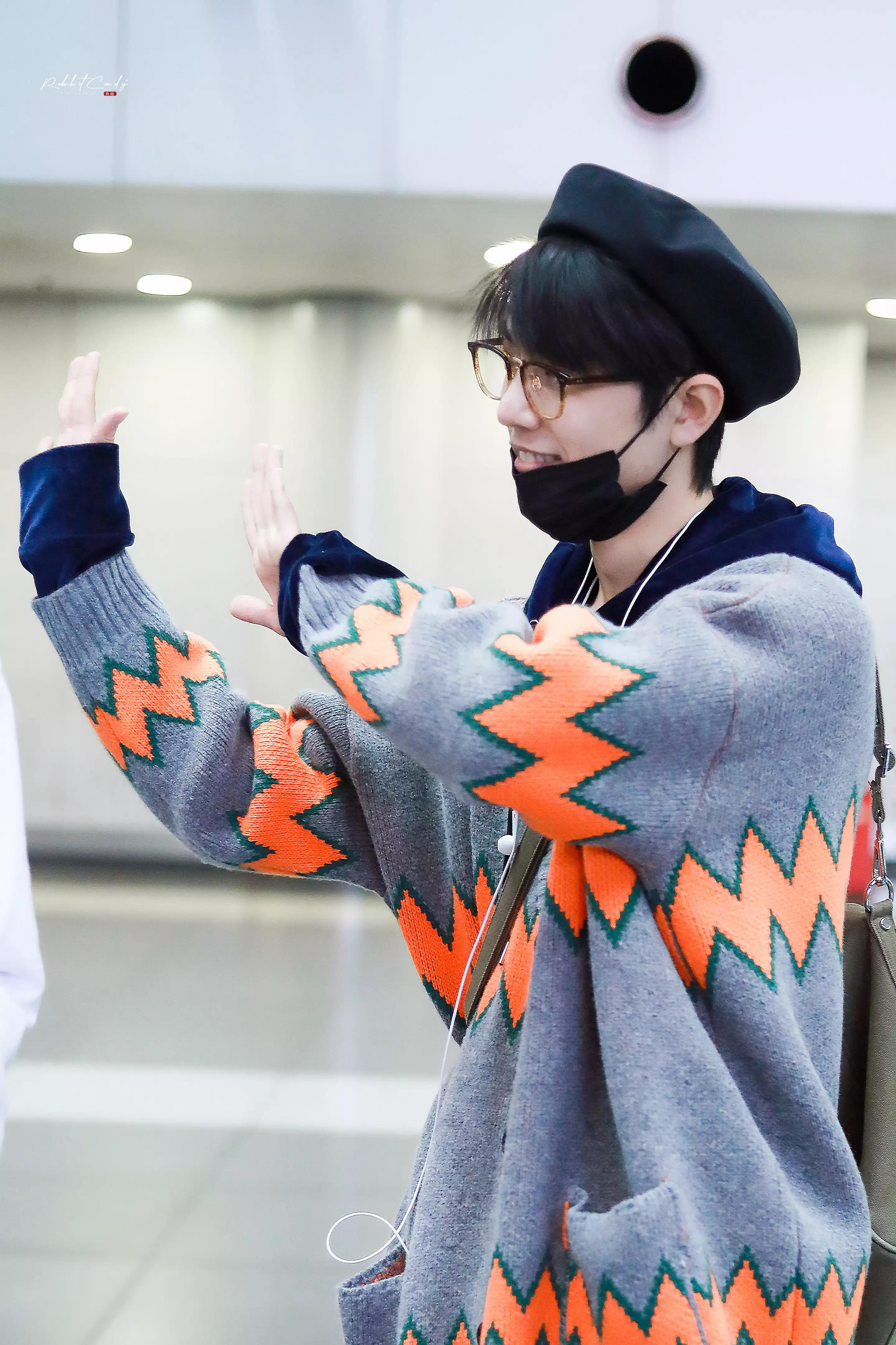 reaction肖战舞台考古,肖战x玖少年团考古完整视频