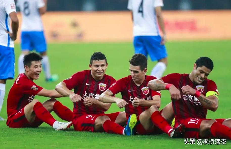 比武磊厉害的国足,中国男足2-1泰国武磊三次错失单刀