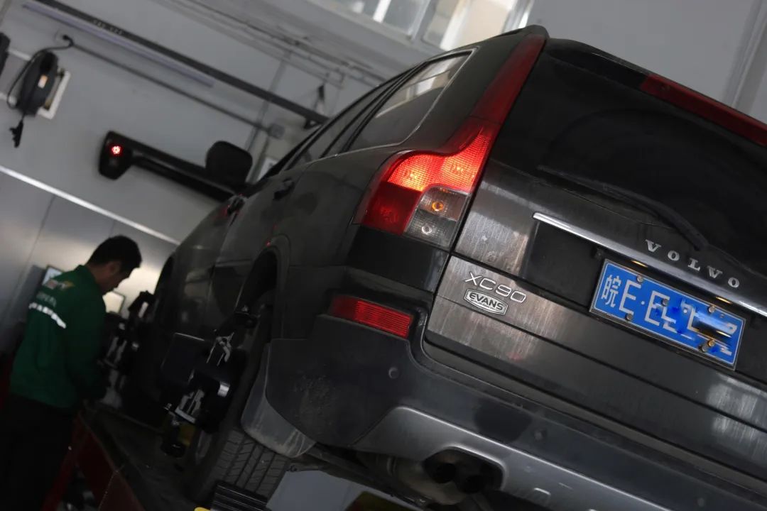 80年沃尔沃xc90出售,08款沃尔沃xc90二手多少钱