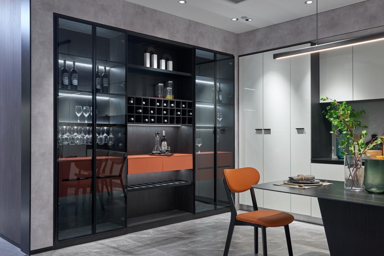 全屋定制公司就选太子家居，靠谱务实，让家省心装