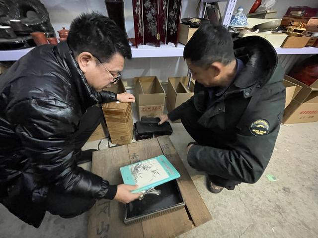 古玩市场老物件老瓷器,古玩市场买老瓷器