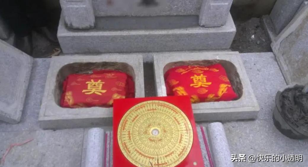 给父母立墓碑有哪些规矩或禁忌,农村立墓碑基础有什么讲究