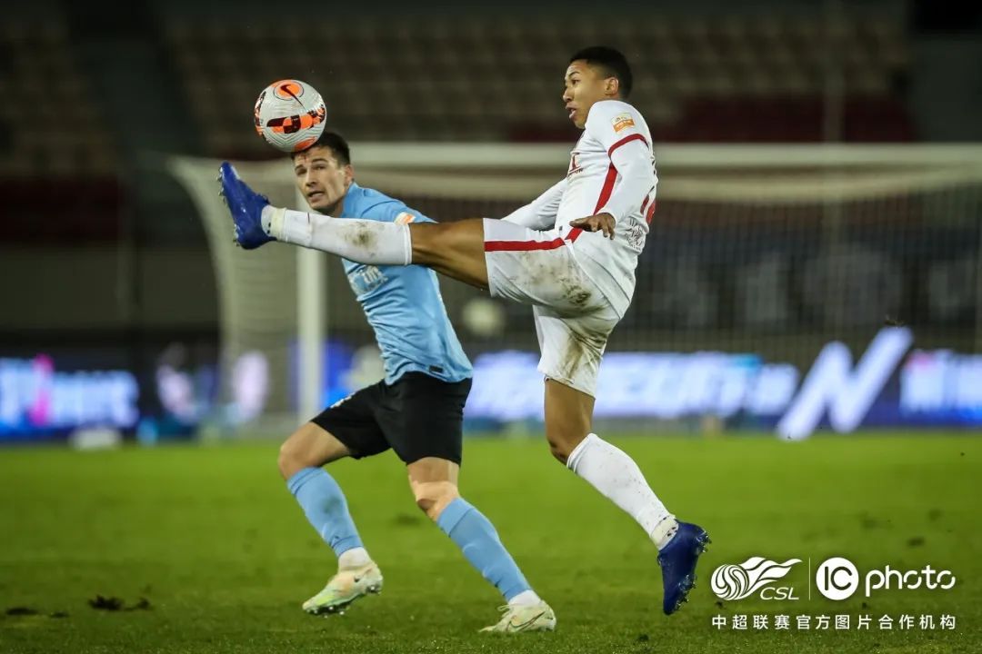 中超联赛最新战况萨尔达尼亚,萨尔达尼亚对中超
