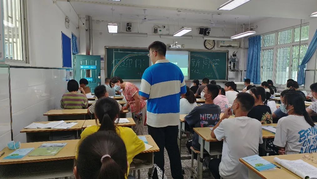 郑州高中学校军训,郑州市各高中军训